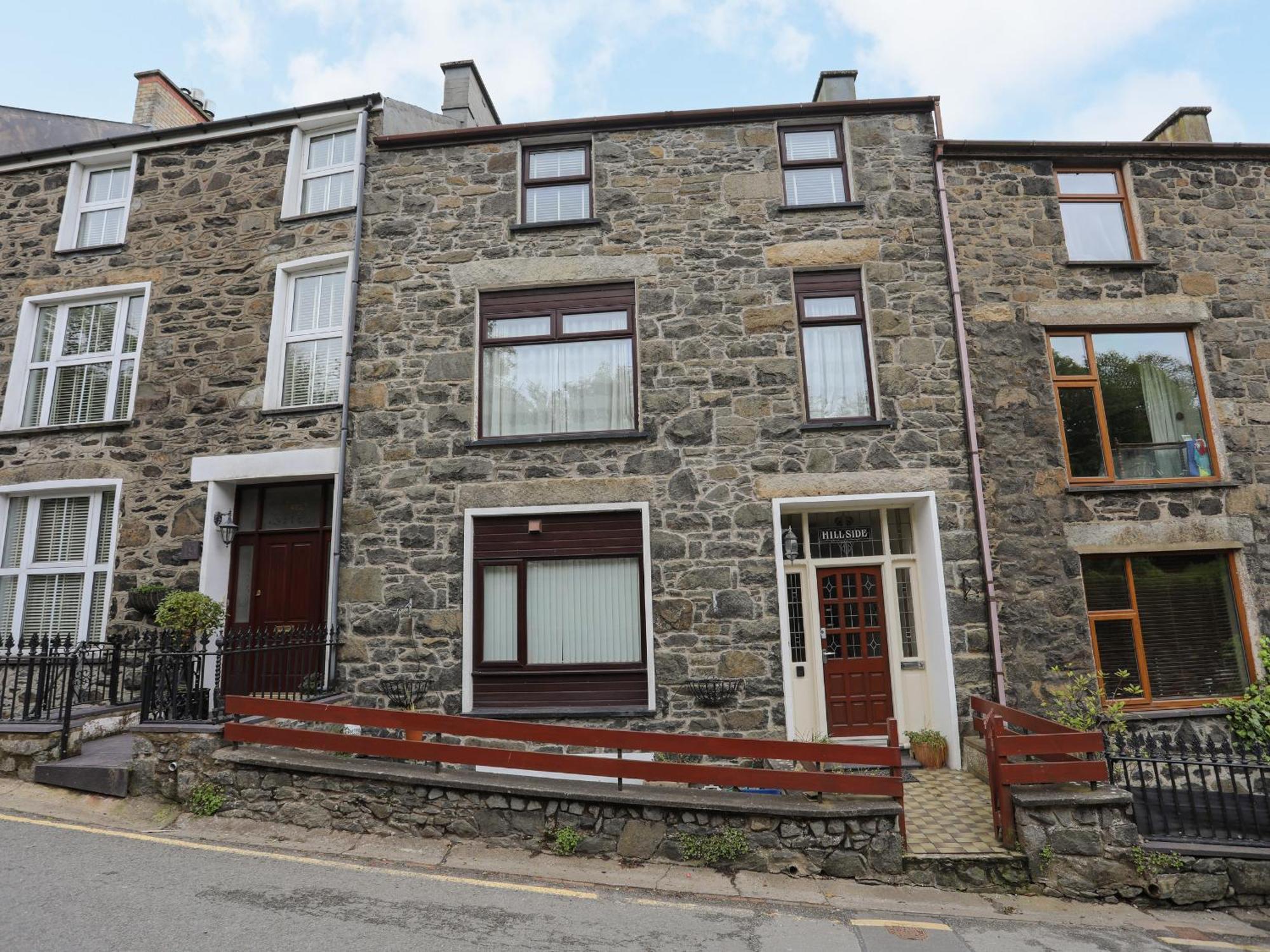 Hillside Villa Pwllheli Exterior photo